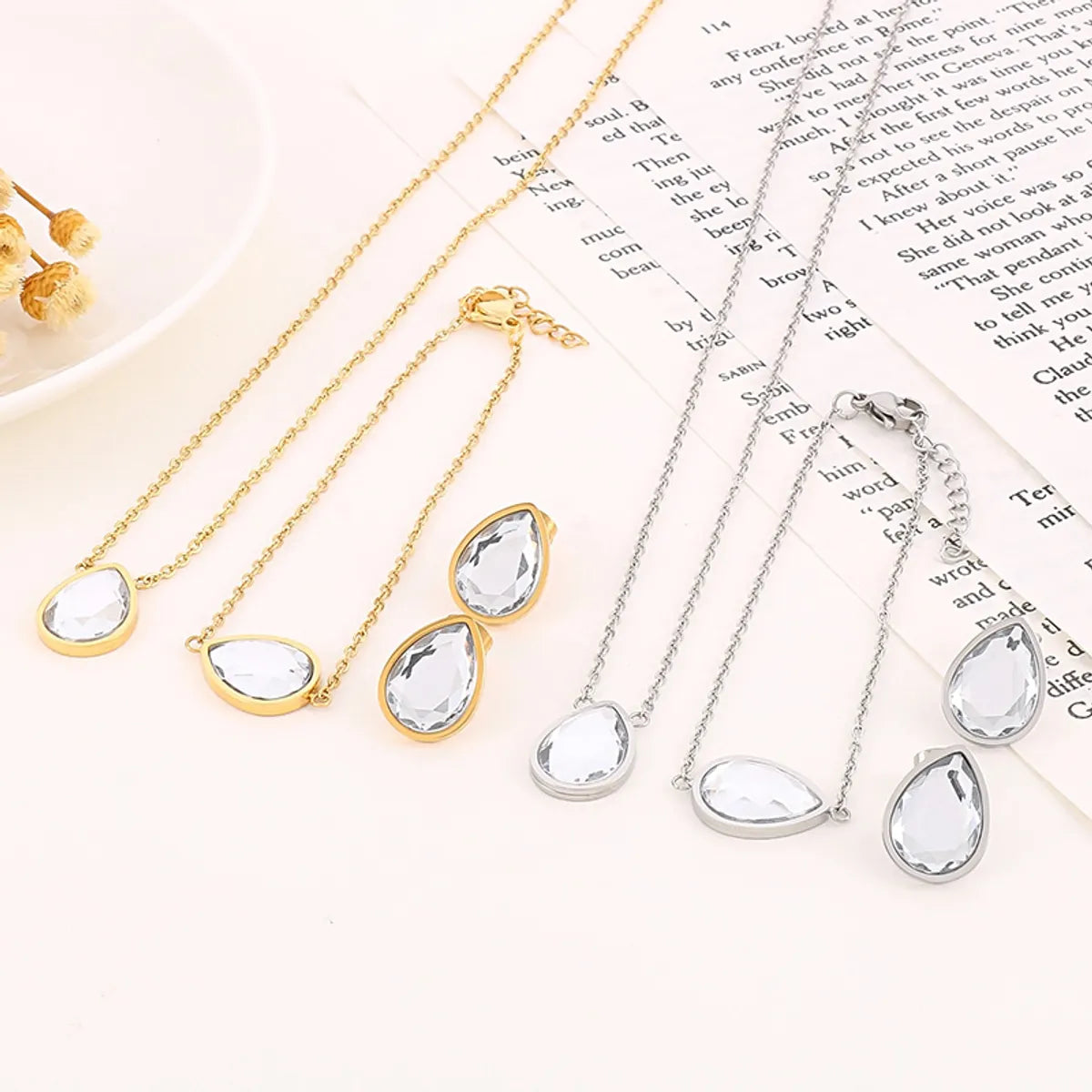 Streetwear Shiny Water Droplets Titanium Steel Plating Inlay Glass 18k Gold Plated Jewelry Set