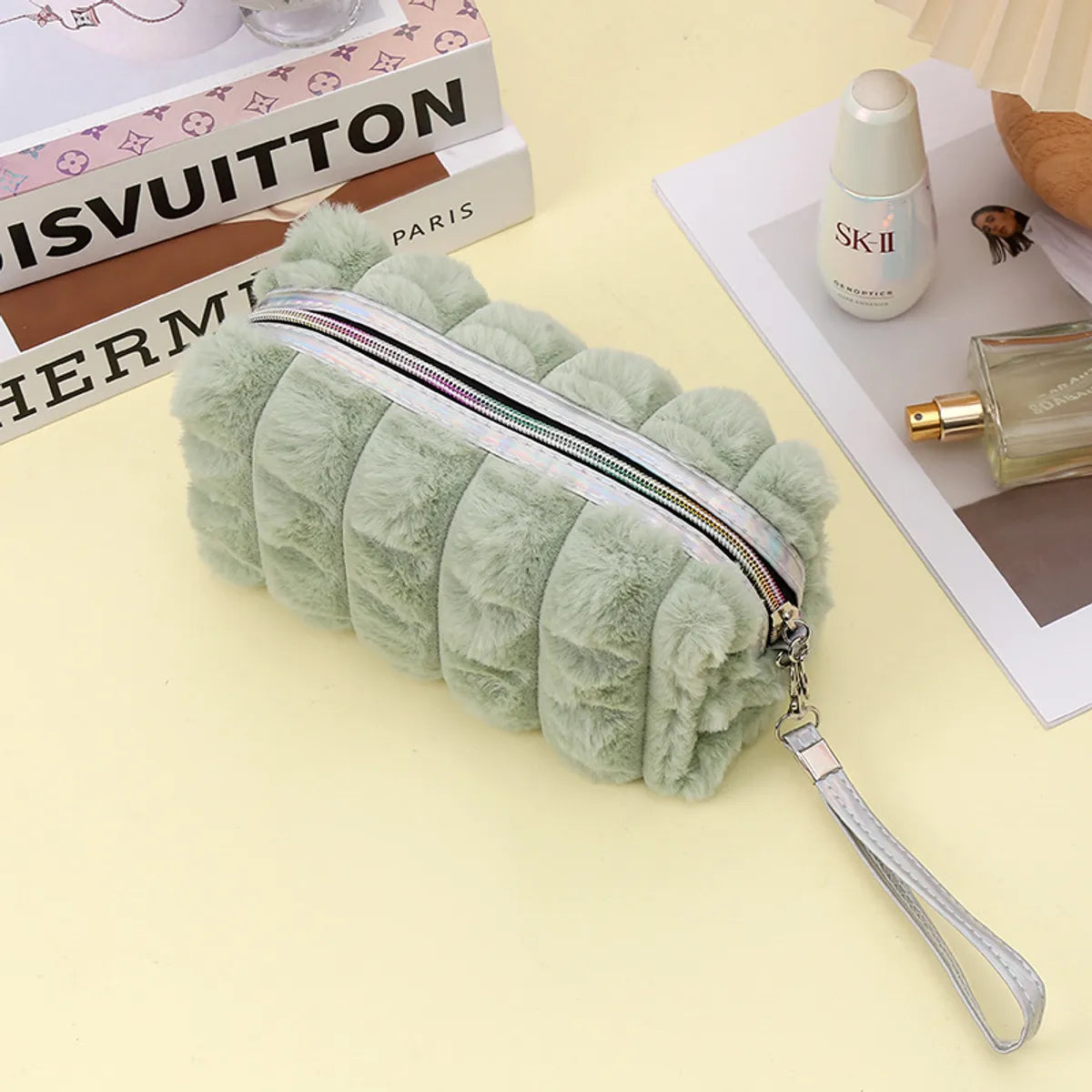 Streetwear Solid Color Plush Square Makeup Bags