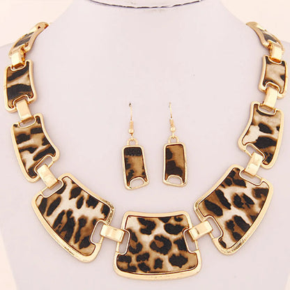 Stylish Metal Leopard Print Wild Geometric Collar Necklace Earring Set