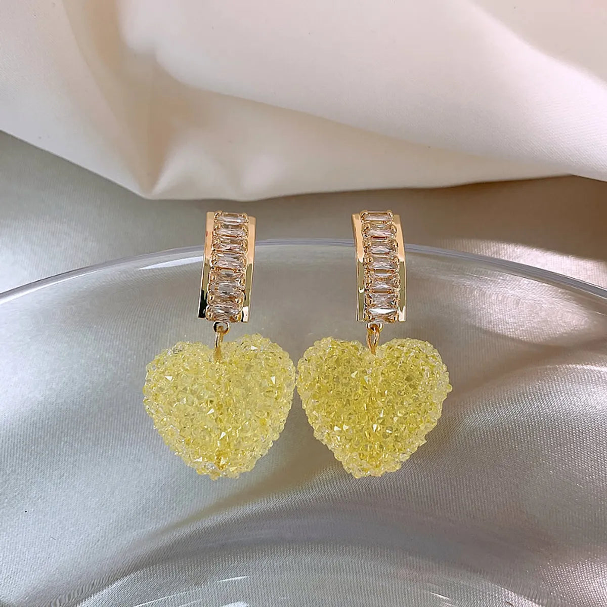 Sweet Alloy Heart Shape Earrings Dating Electroplating Rhinestone Drop Earrings As Shown In The Picture