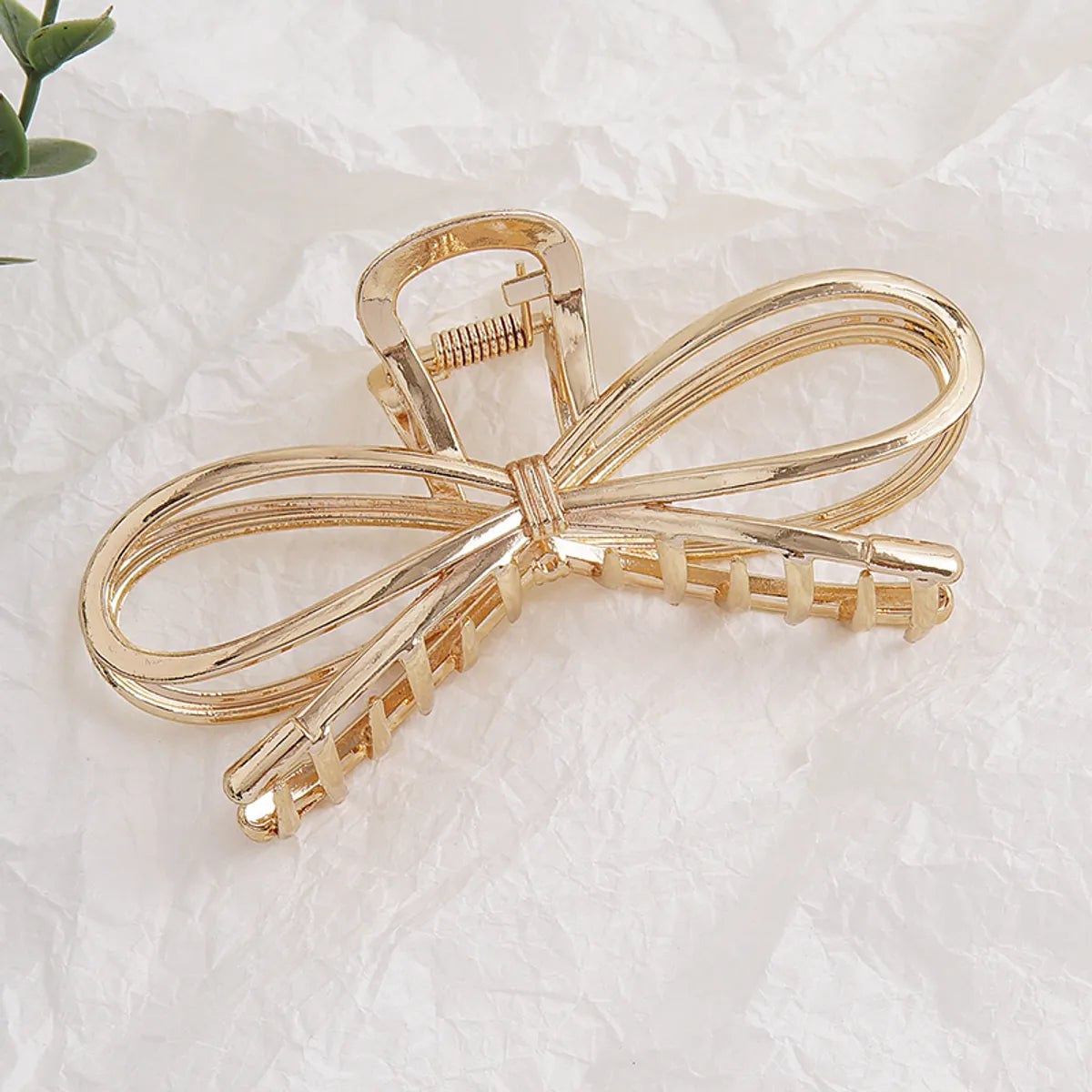 Women'S Sweet Bow Knot Metal Plating Hair Claws