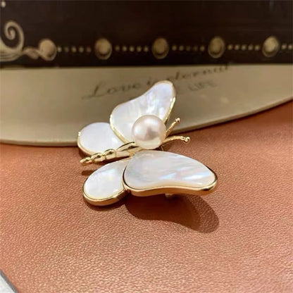 Sweet Butterfly Alloy Artificial Pearls Women'S Brooches