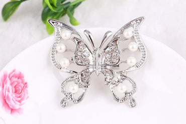 Sweet Butterfly Alloy Inlay Artificial Gemstones Women'S Brooches