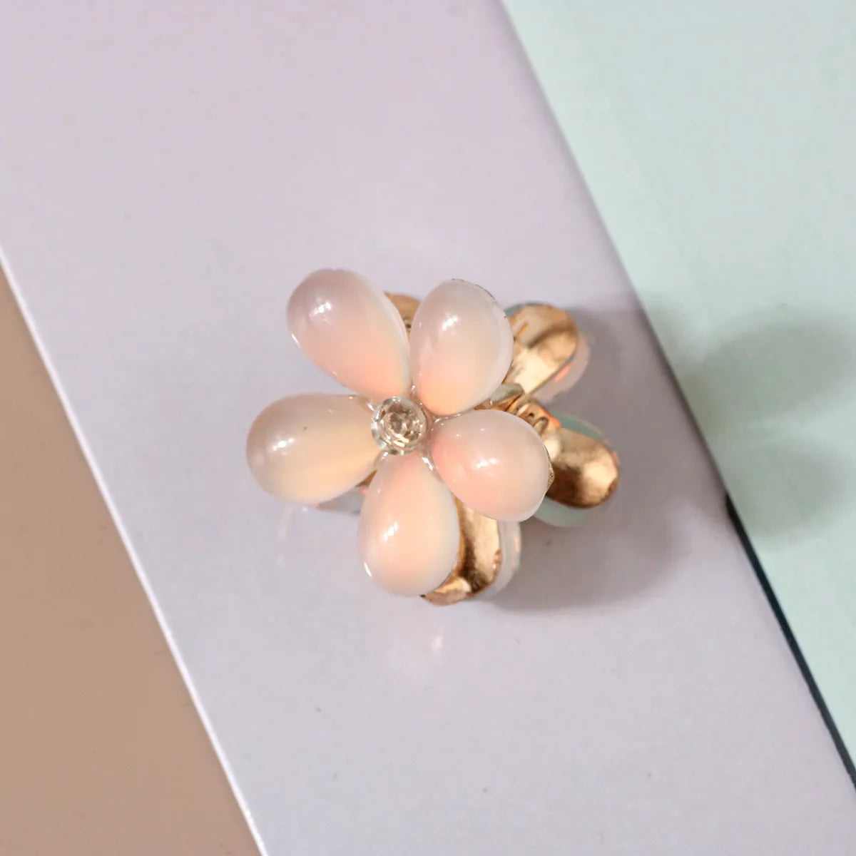 Sweet Flower Alloy Artificial Crystal Artificial Pearls Resin Hair Claws