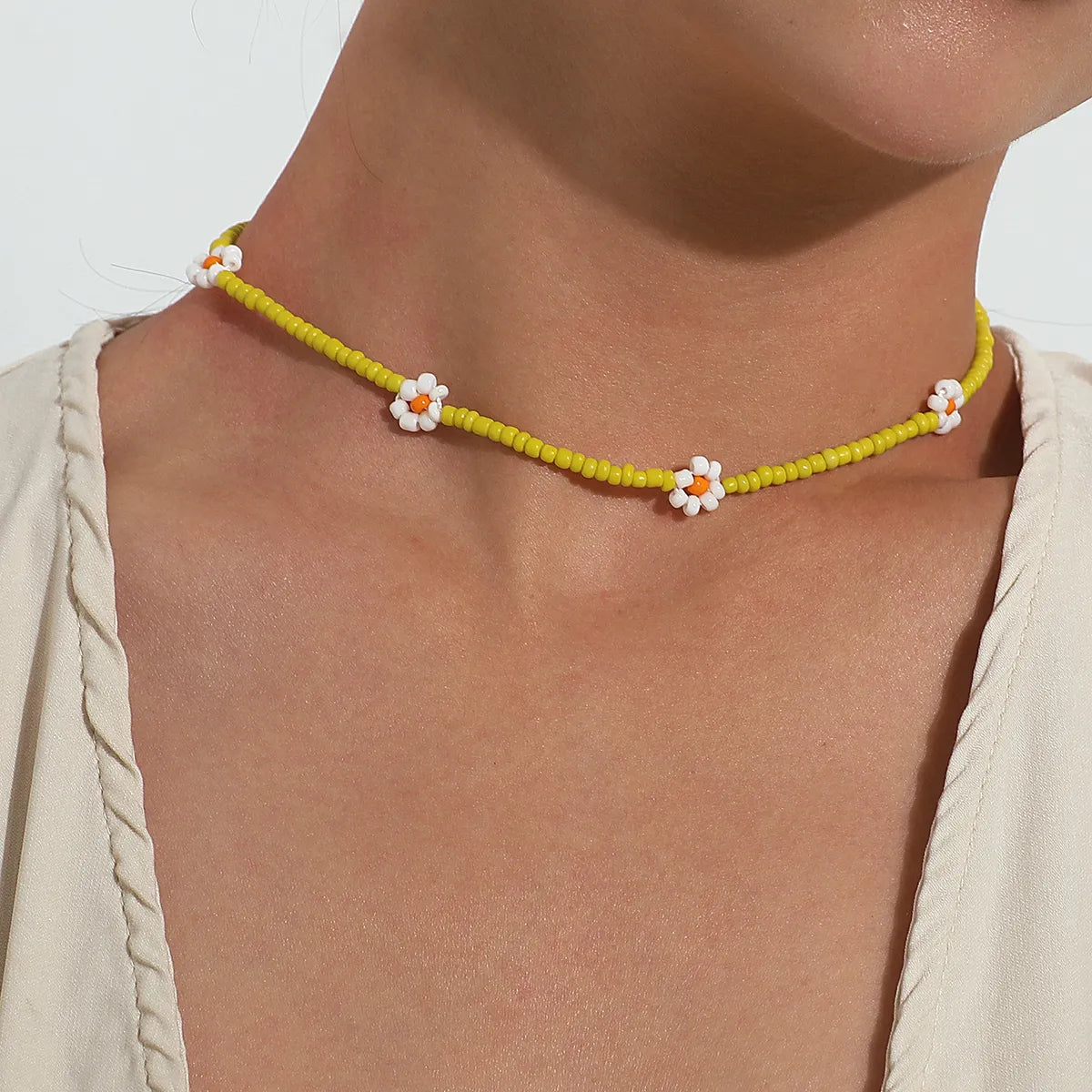 Sweet Flower Alloy Beaded Choker