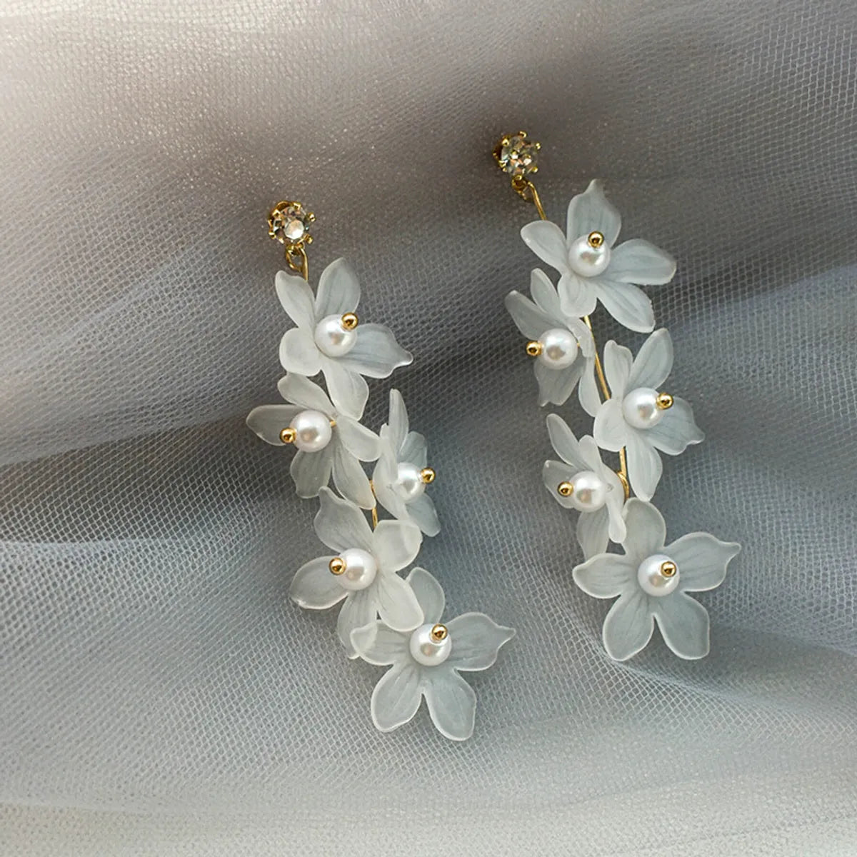 Sweet Flower Alloy Inlay Acrylic Artificial Pearls Rhinestones Women's Drop Earrings