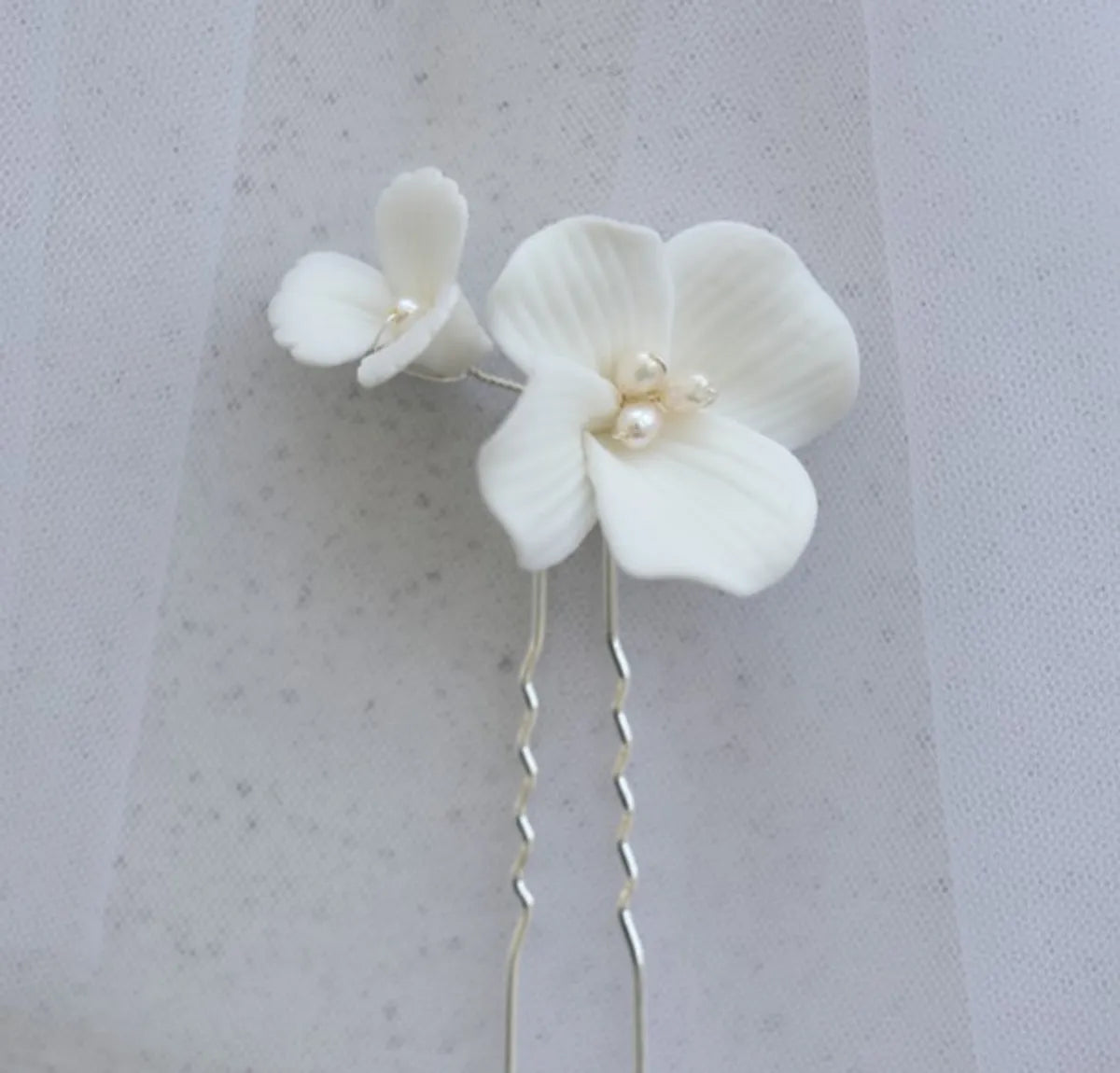 Sweet Flower Metal Handmade Artificial Pearls