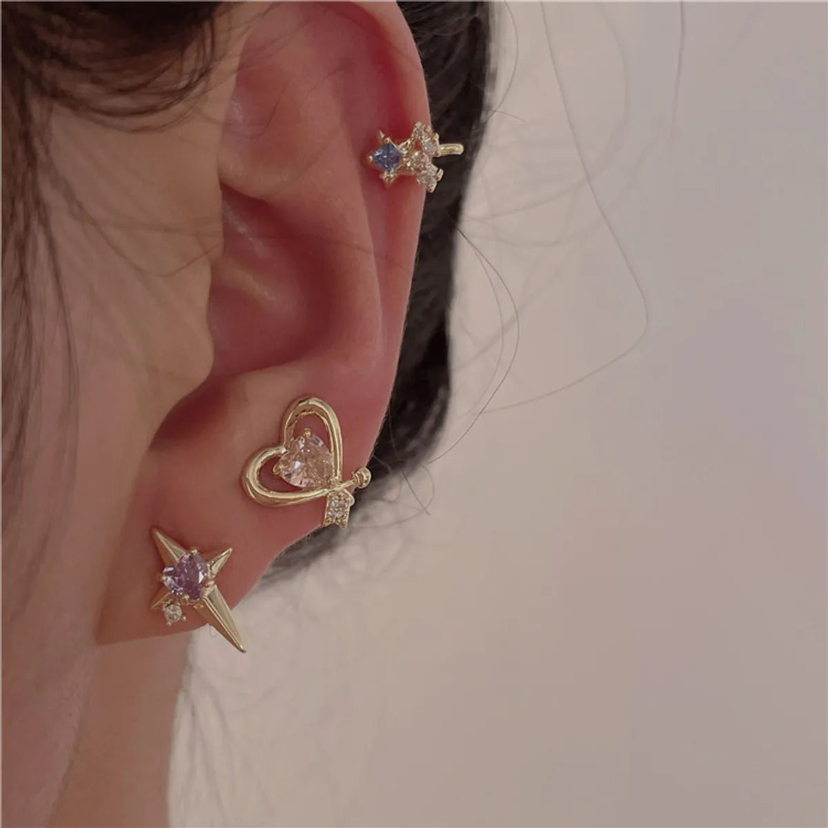 Sweet Heart Shape Copper Plating Inlay Zircon Ear Clips Ear Studs 1 Pair