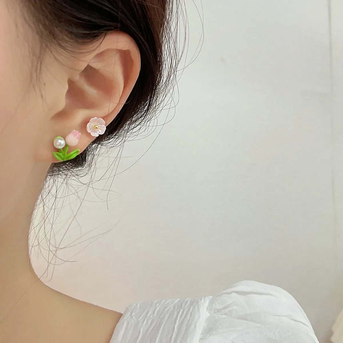 Sweet Heart Shape Flower Bow Knot Alloy Inlay Artificial Pearls Women's Ear Studs