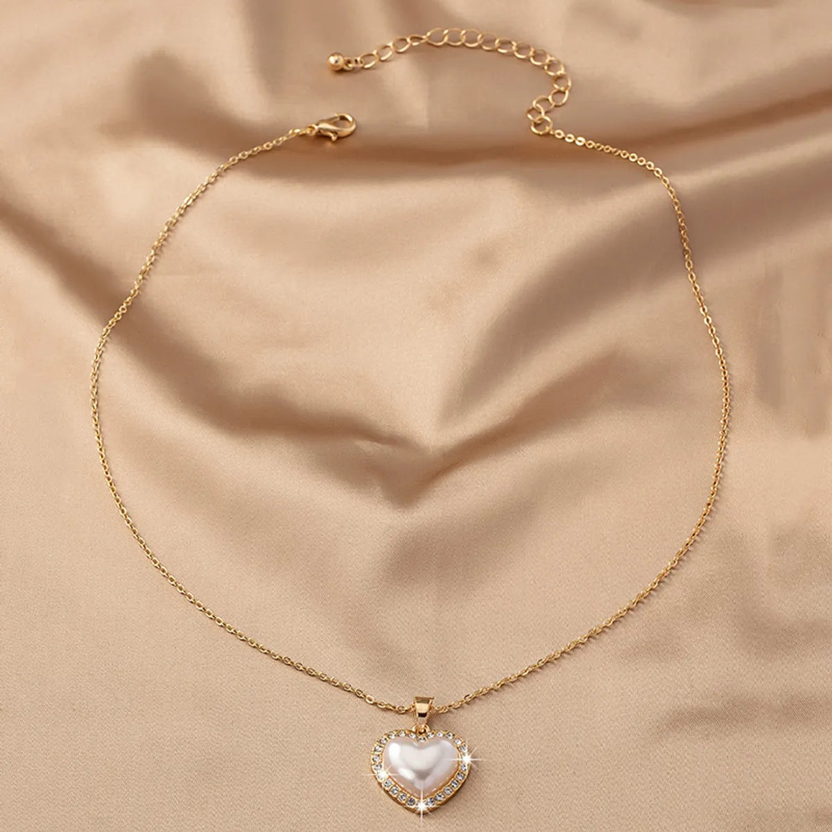 Sweet Korean Style Electrocardiogram Heart Shape Wings Rhinestones Pearl Alloy Wholesale Pendant Necklace