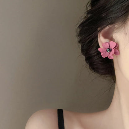 Sweet Korean Style Flower Alloy Stoving Varnish Plating Rhinestones Women's Ear Studs