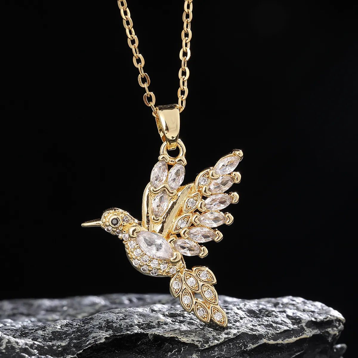 Sweet Simple Style Bird Copper Gold Plated Zircon Pendant Necklace In Bulk