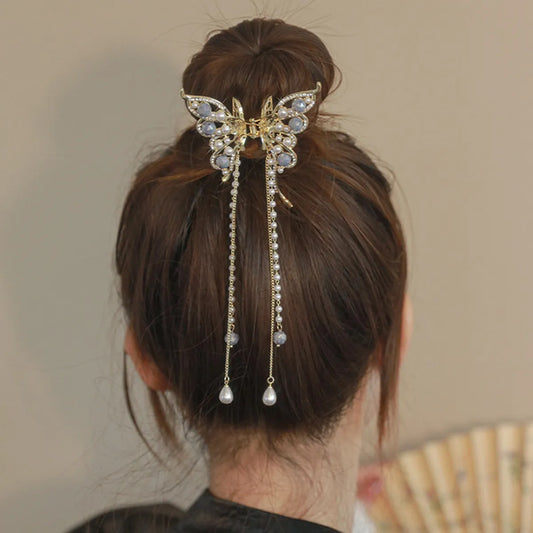 Sweet Simple Style Butterfly Alloy Tassel Plating Inlay Artificial Pearls Rhinestones Hair Claws