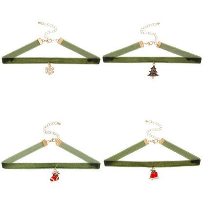 Sweet Simple Style Classic Style Christmas Tree Christmas Socks Snowflake Alloy Cloth Enamel Gold Plated Silver Plated Christmas Women'S Choker