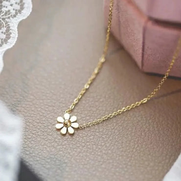 Sweet Simple Style Daisy Stainless Steel Plating Inlay Shell 18k Gold Plated Pendant Necklace