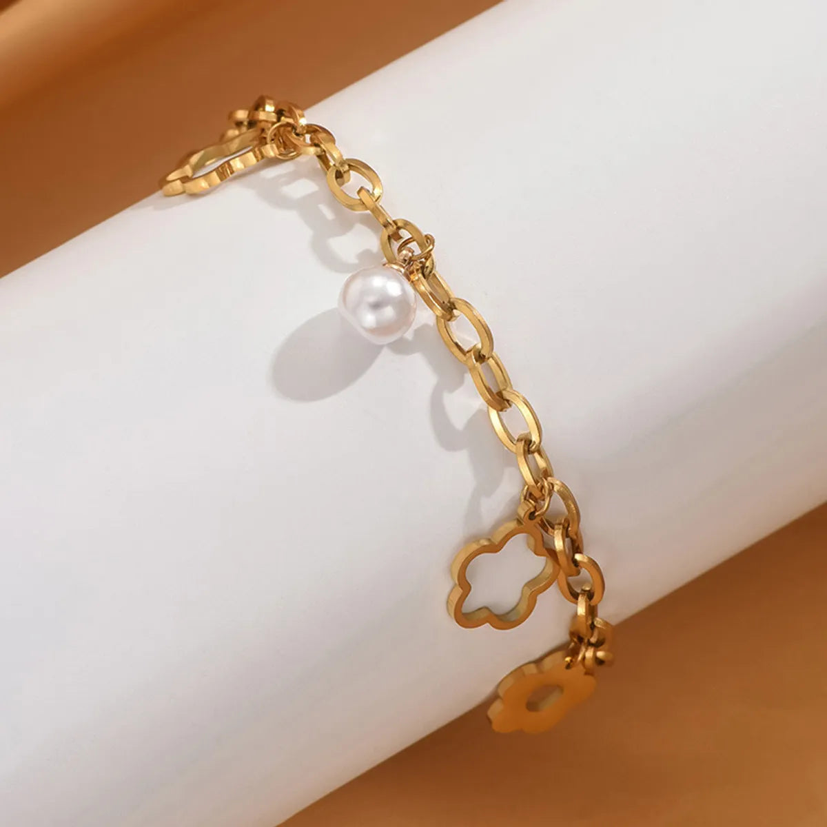 Sweet Simple Style Flower Titanium Steel Pearl Bracelets In Bulk