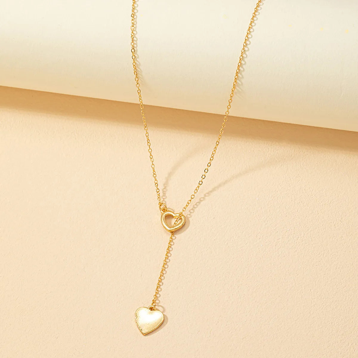 Sweet Simple Style Heart Shape Alloy Plating Gold Plated Women's Pendant Necklace