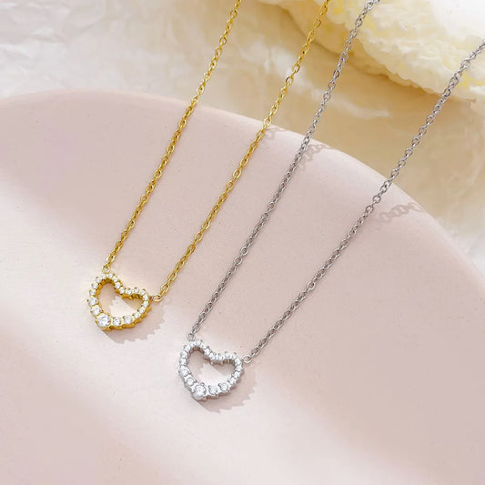 Sweet Simple Style Heart Shape Stainless Steel Plating Hollow Out Inlay Zircon White Gold Plated Gold Plated Pendant Necklace