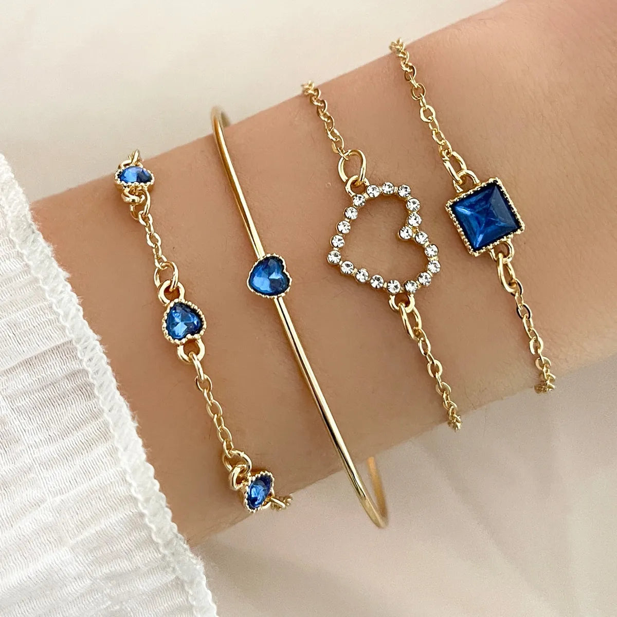 Sweet Streetwear Square Heart Shape Metal Inlay Artificial Gemstones Women'S Bracelets