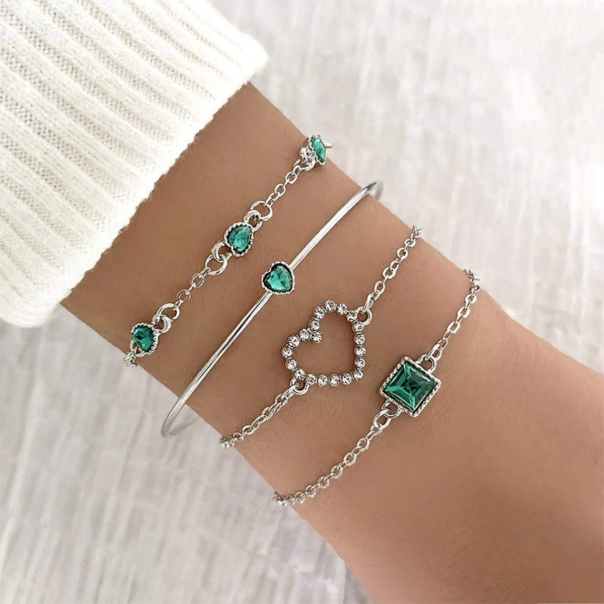 Sweet Streetwear Square Heart Shape Metal Inlay Artificial Gemstones Women'S Bracelets