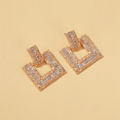 The New Geometric Diamond Square Earrings Exaggerated Flash Diamond Twist Earrings Elegant Long Earrings