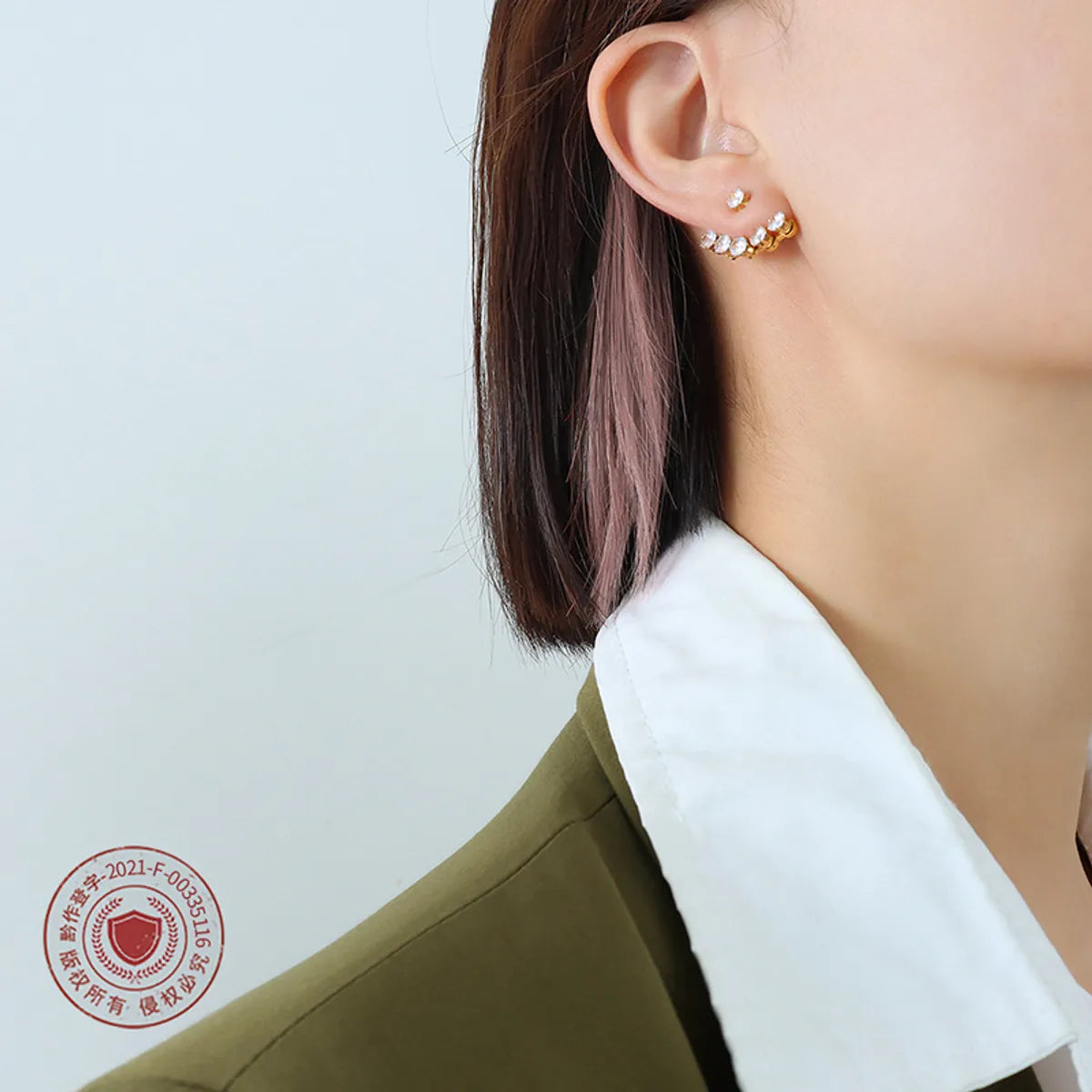 Three-hole Design Can Freely Adjust Zircon Inlaid Earrings