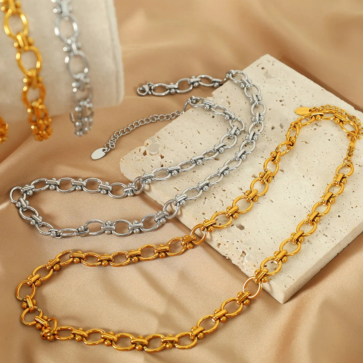 Titanium Steel 18K Gold Plated Elegant Retro Plating Chain Solid Color Bracelets Necklace