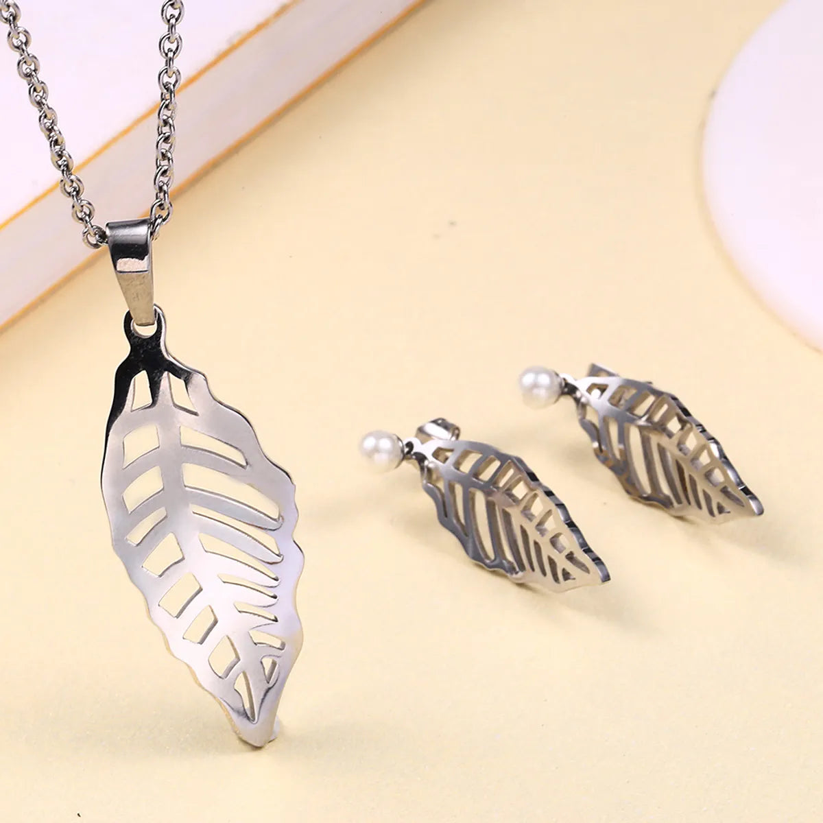 Wholesale Jewelry Retro Leaf Titanium Steel 18K Gold Plated Plating Earrings Necklace