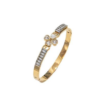 Titanium Steel Casual Simple Style Four Leaf Clover Zircon Bangle