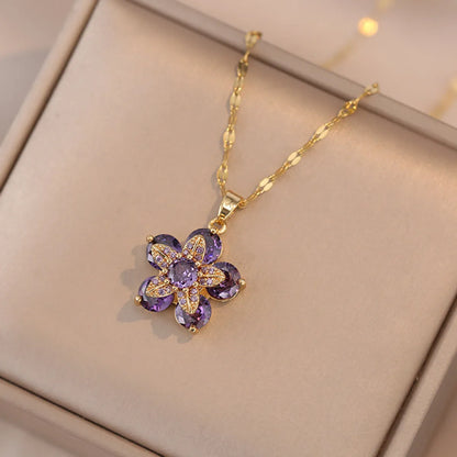 Titanium Steel Copper Elegant Diamond Flower Pendant Necklace