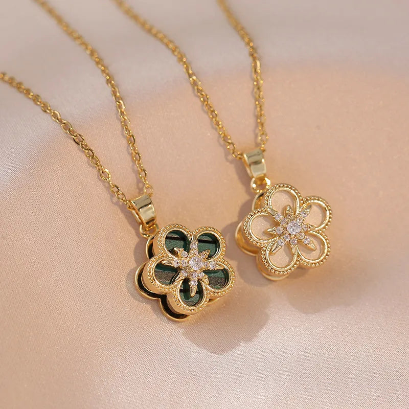 Titanium Steel Copper Elegant Diamond Flower Pendant Necklace