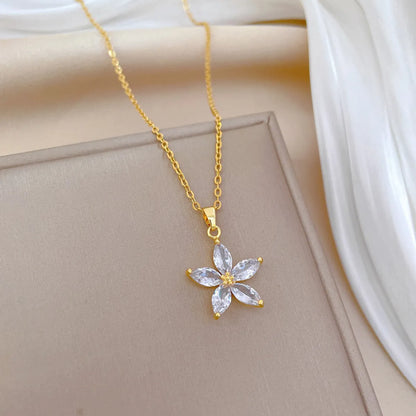 Titanium Steel Copper Elegant Sweet Inlay Flower Zircon Pendant Necklace