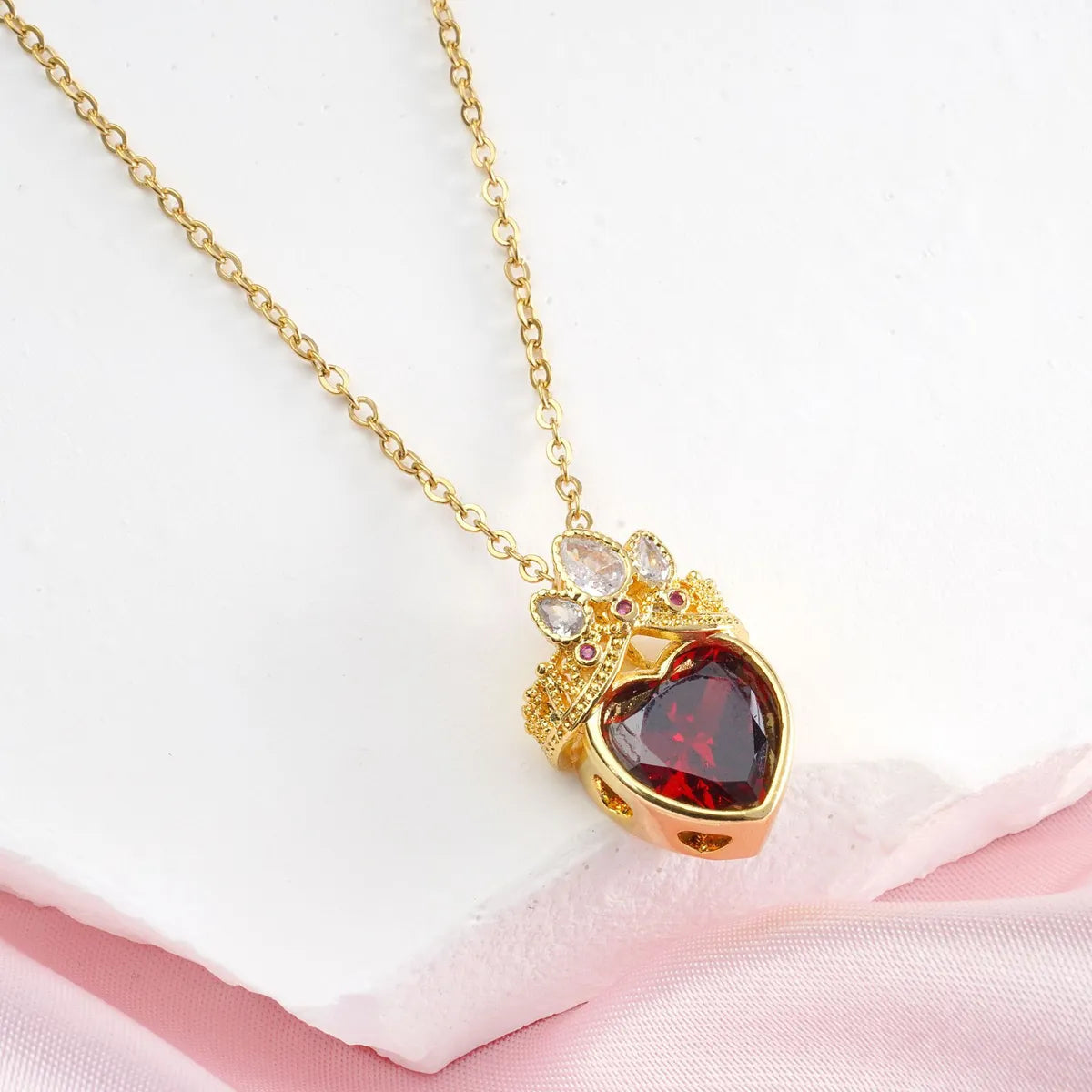 Titanium Steel Copper Inlay Heart Shape Crown Zircon Pendant Necklace