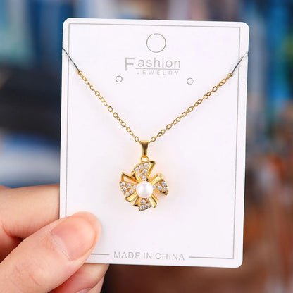 Titanium Steel Copper Simple Style Plating Flower Pendant Necklace