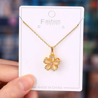 Titanium Steel Copper Simple Style Plating Flower Pendant Necklace