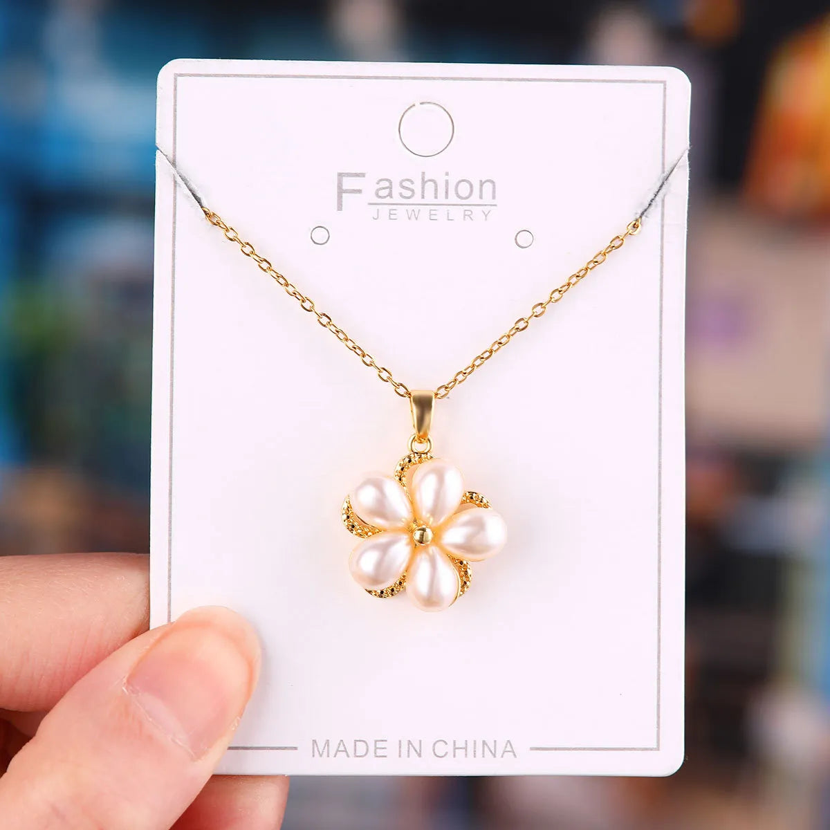 Titanium Steel Copper Simple Style Plating Flower Pendant Necklace