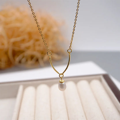 Titanium Steel Gold Plated Elegant Sweet Geometric Artificial Pearls Pendant Necklace