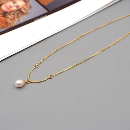 Titanium Steel Gold Plated Elegant Sweet Geometric Artificial Pearls Pendant Necklace