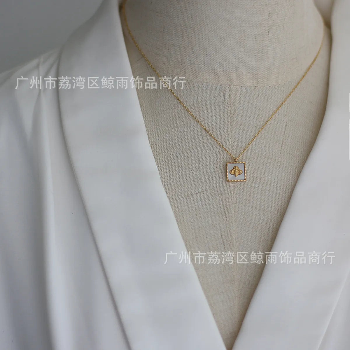 Titanium Steel Simple Bee Cube Square Geometric White Shell Necklace