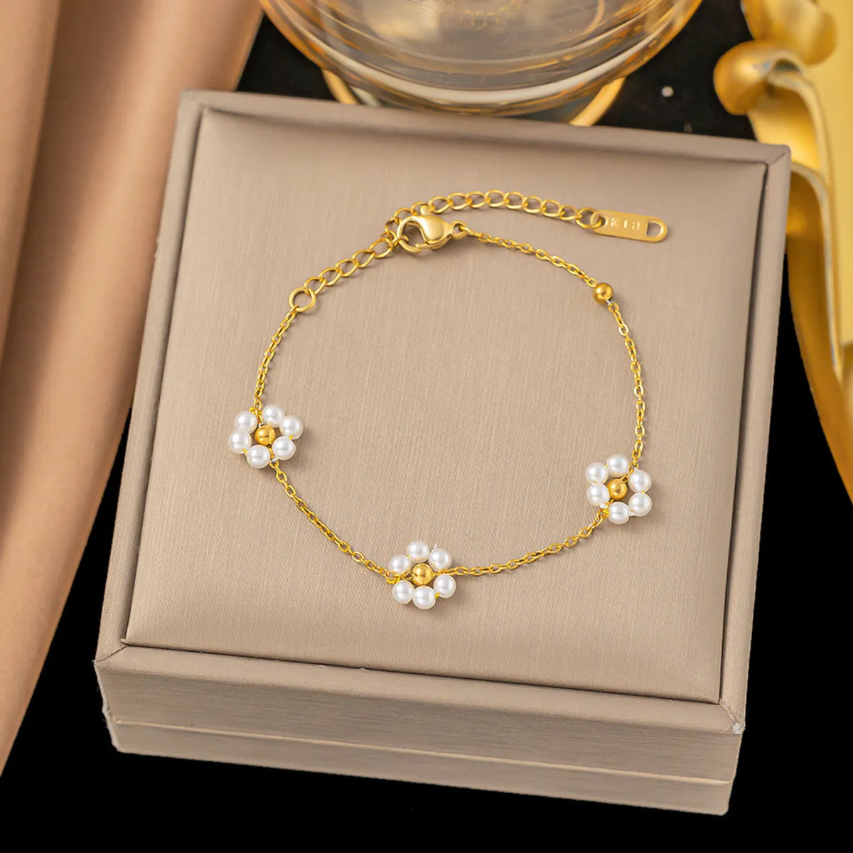 Titanium Steel Simple Style Classic Style Inlay Flower Pearl Bracelets Necklace