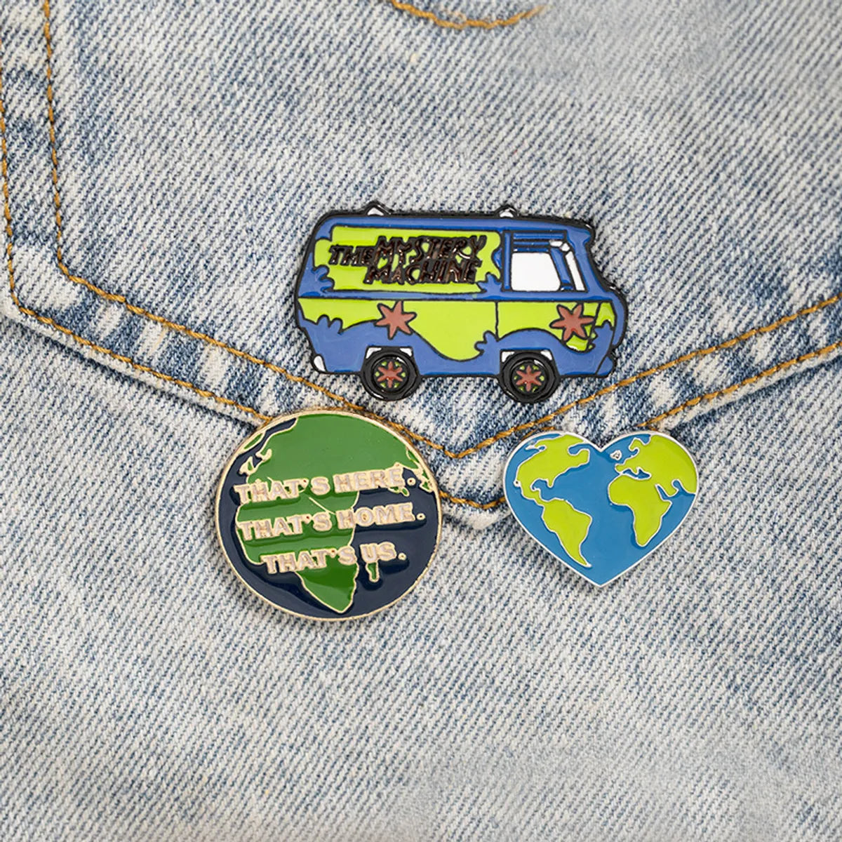 Foreign Trade New Arrival Brooch European And American Travel Around The Earth Series That Here Home Us Student Denim Badge