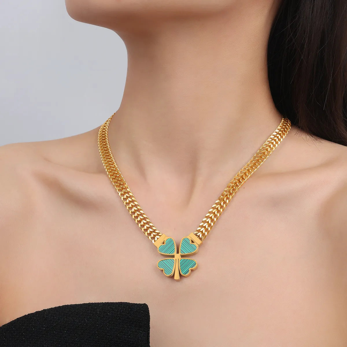 Turquoise Rhinestone Titanium Steel 18K Gold Plated Elegant Retro Classic Style Four Leaf Clover Plating Inlay Turquoise Rhinestones Shell Bracelets Earrings Necklace