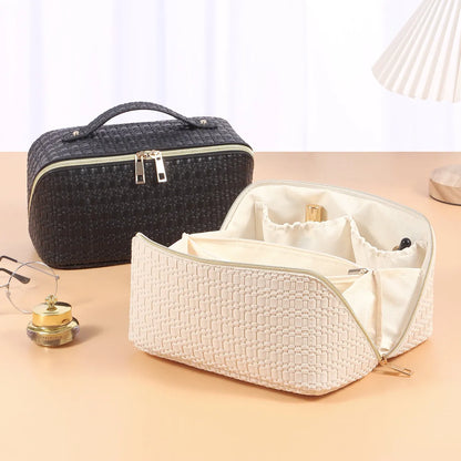 Unisex All Seasons Pu Leather Solid Color Classic Style Zipper Cosmetic Bag