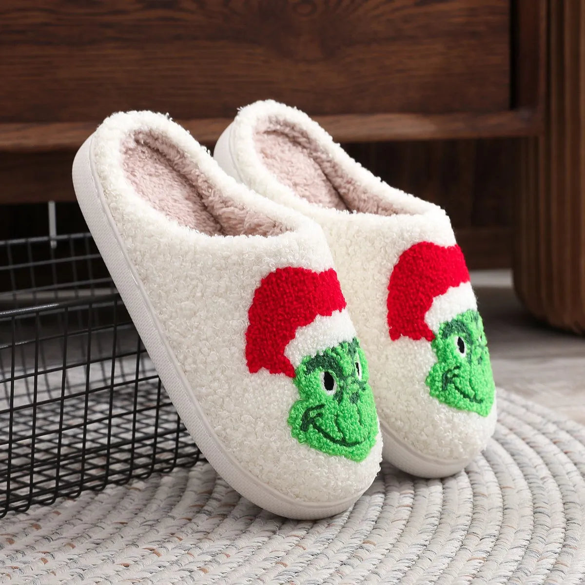 Unisex Casual Cartoon Round Toe Plush Slippers