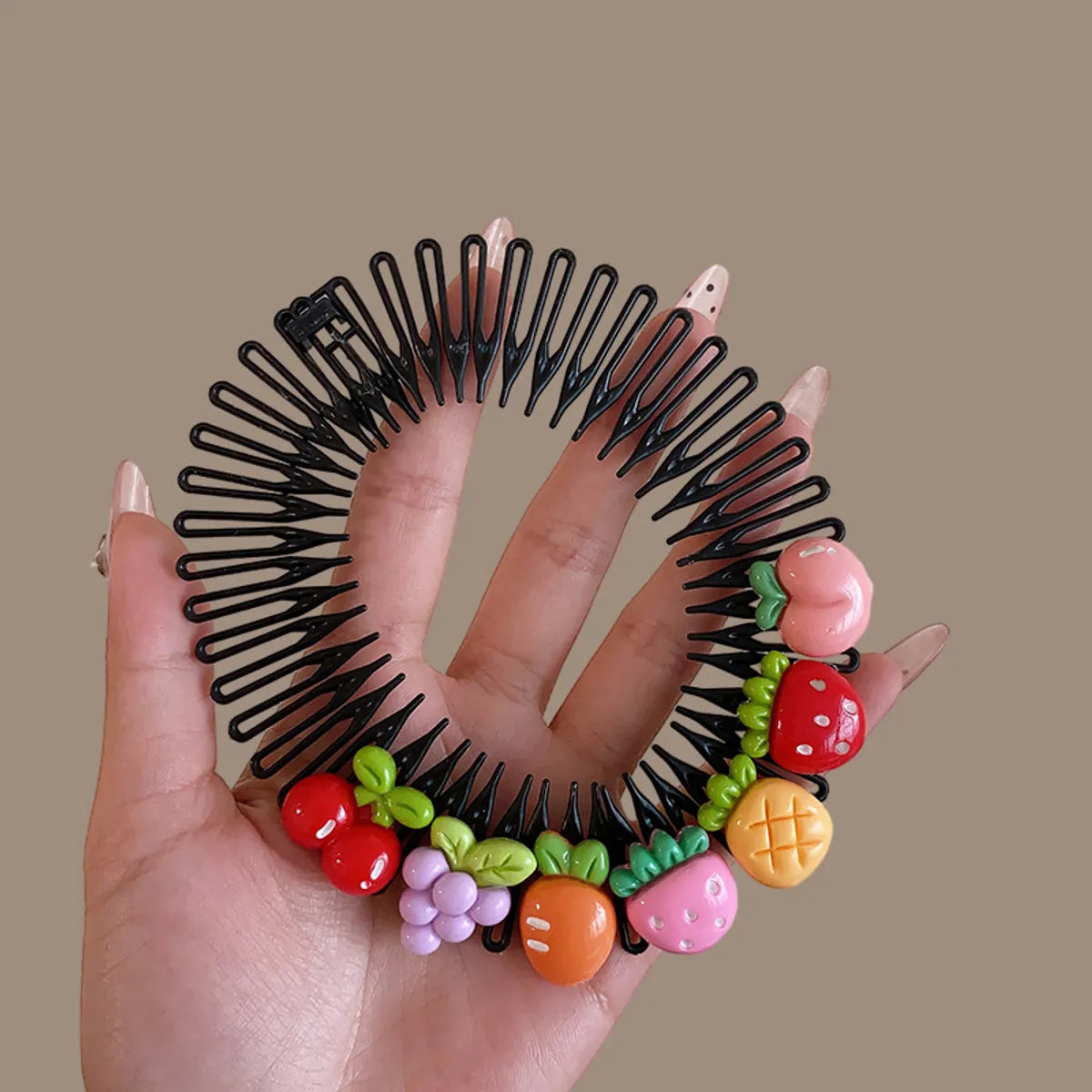 Unisex Cute Animal Fruit Resin Insert Comb