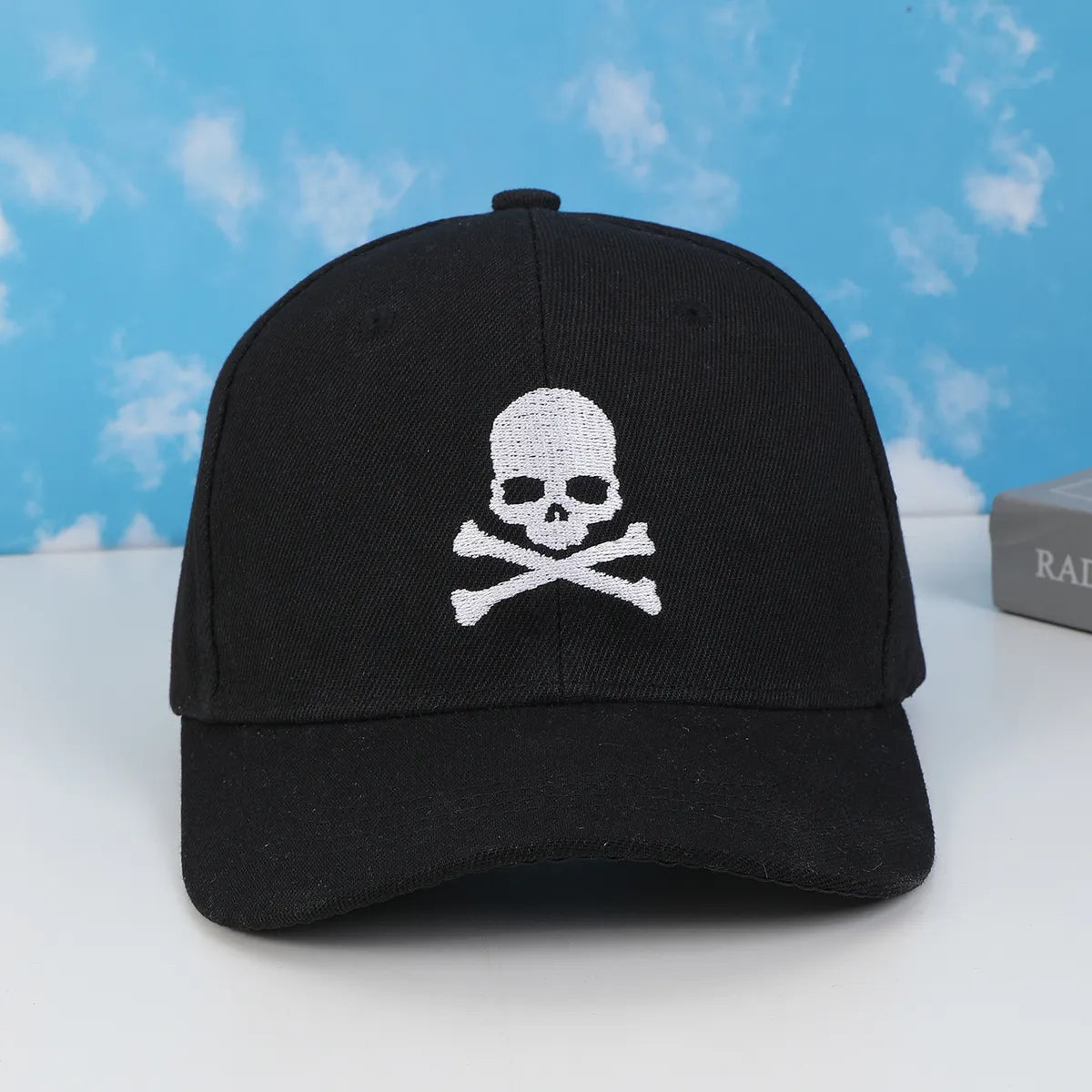 Unisex Embroidery Simple Style Streetwear Skull Embroidery Wide Eaves Flat Eaves Baseball Cap