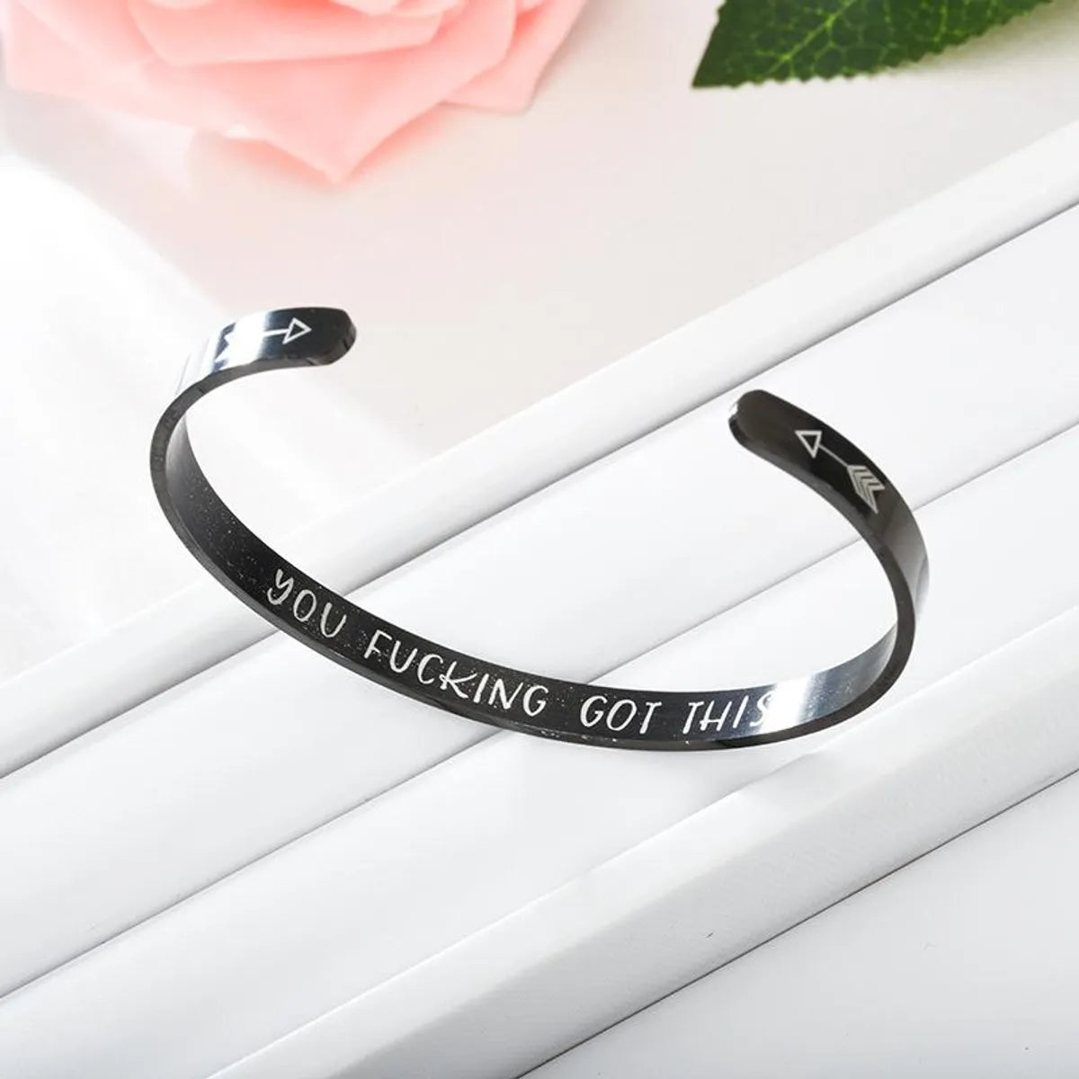 Unisex Heart Shaped Stainless Steel Bracelets &amp; Bangles Tp190418118124