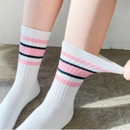 Unisex Sports Stripe Cotton Crew Socks A Pair