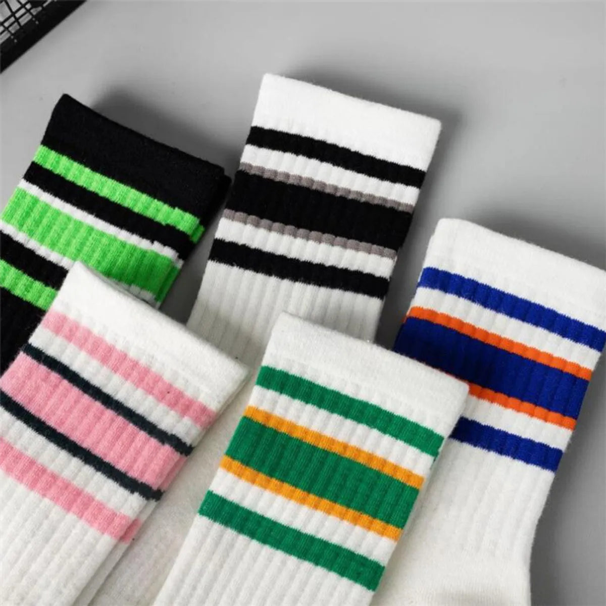 Unisex Sports Stripe Cotton Crew Socks A Pair