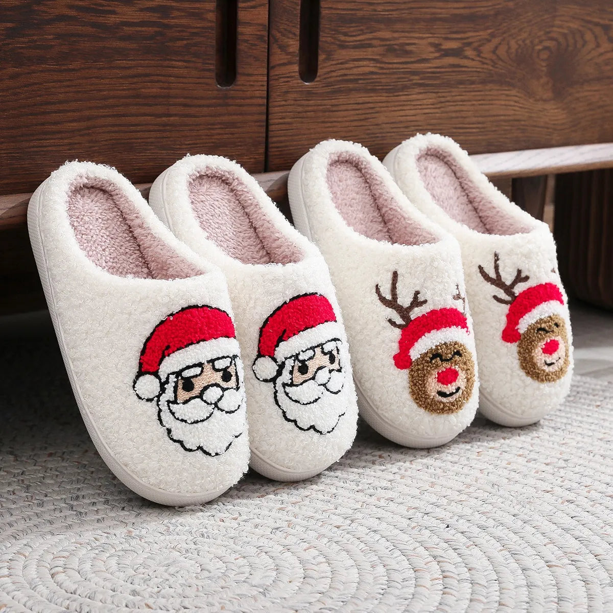 Unisex Vacation Cartoon Round Toe Cotton Slippers